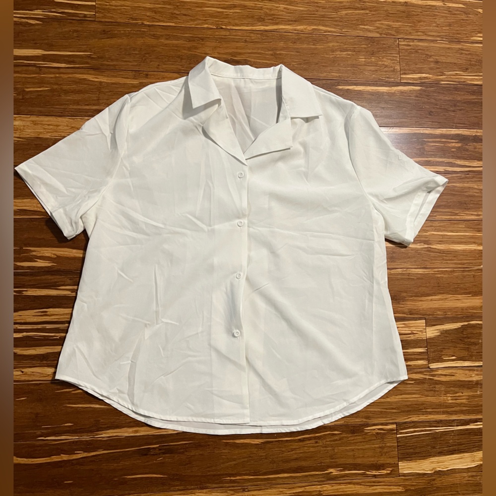 White Short Sleeve Button-Up Shirt